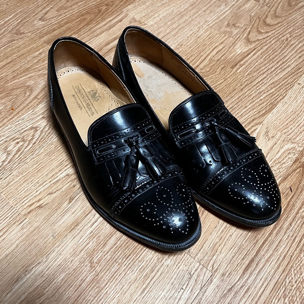 Johnston and Murphy dress shoes